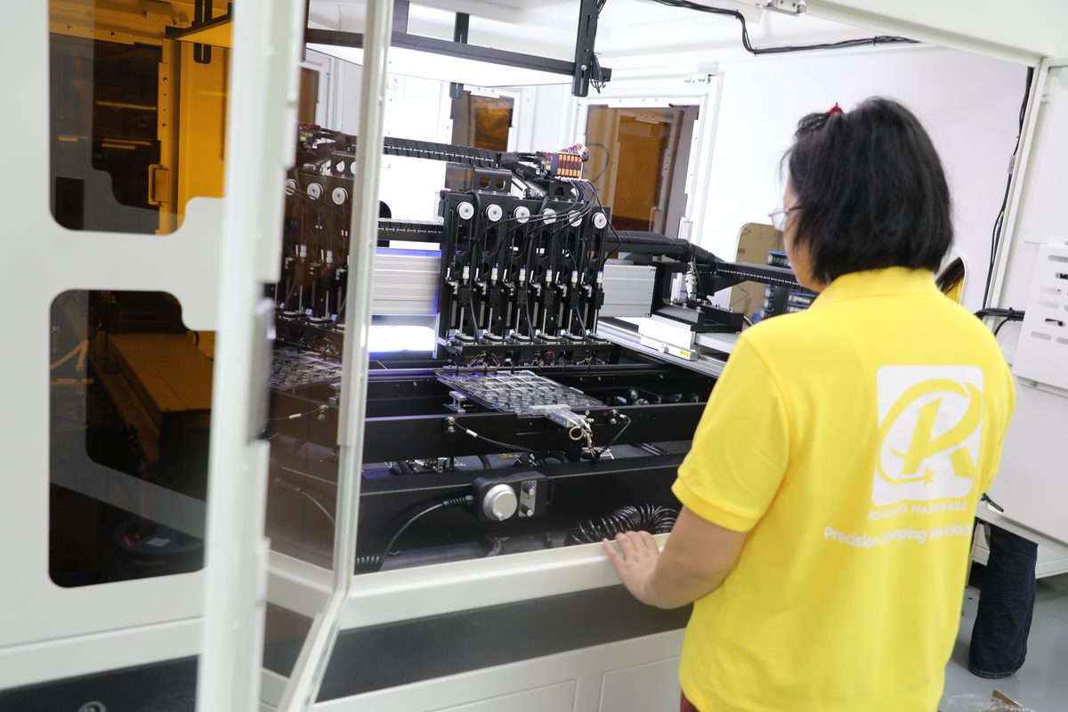 High-Precision Stamping Workshop